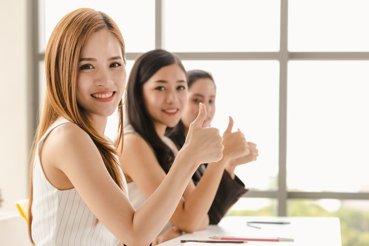 四川省鹽業學(xué)校收往屆畢業生嗎