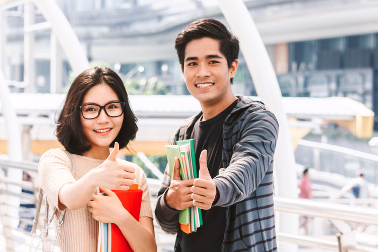 彭州市塑料成(chéng)型職高學(xué)院